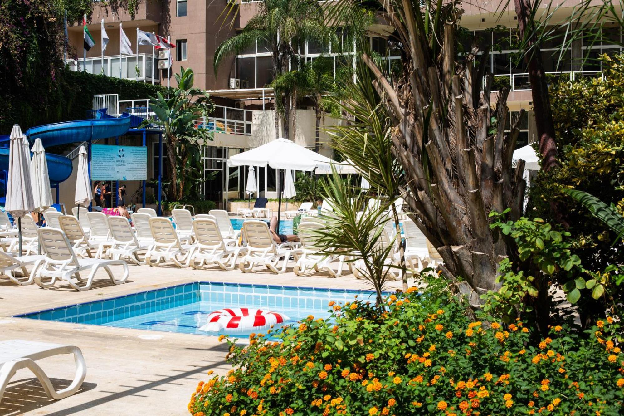 Cosmopolitan Hotel Beirut Exterior photo